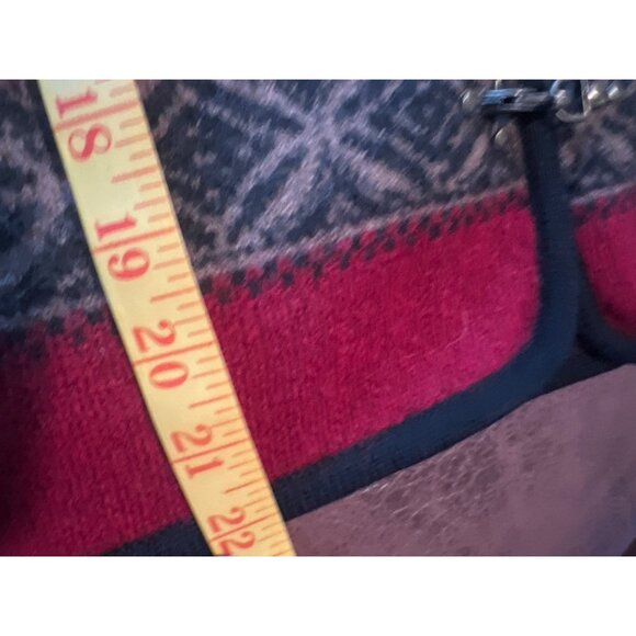 Tally Ho Vintage Wool Sweater Vest Womens Small Black Red Fair Isle Metal Clasp - Picture 5 of 6